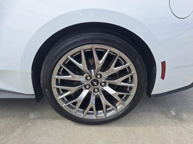 Used 2024 Oxford White Ford EcoBoost Premium image 24