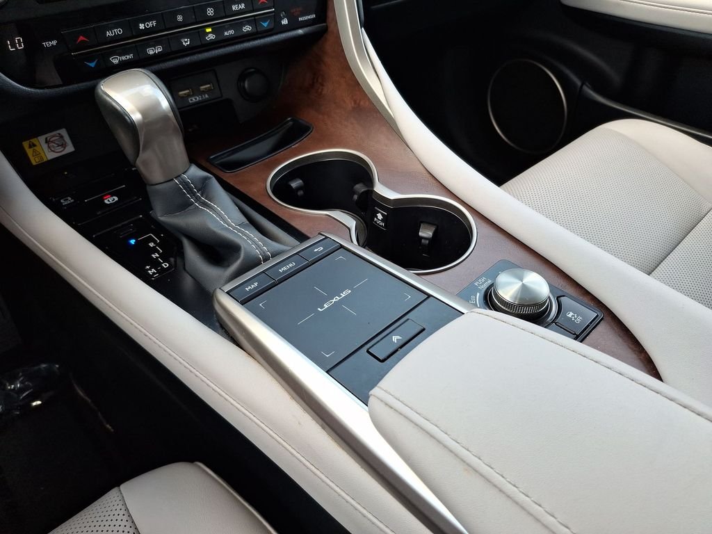 Used 2022 Black Lexus 350L image 22