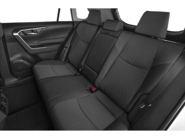 2022 Toyota RAV4 XLE - Photo 13