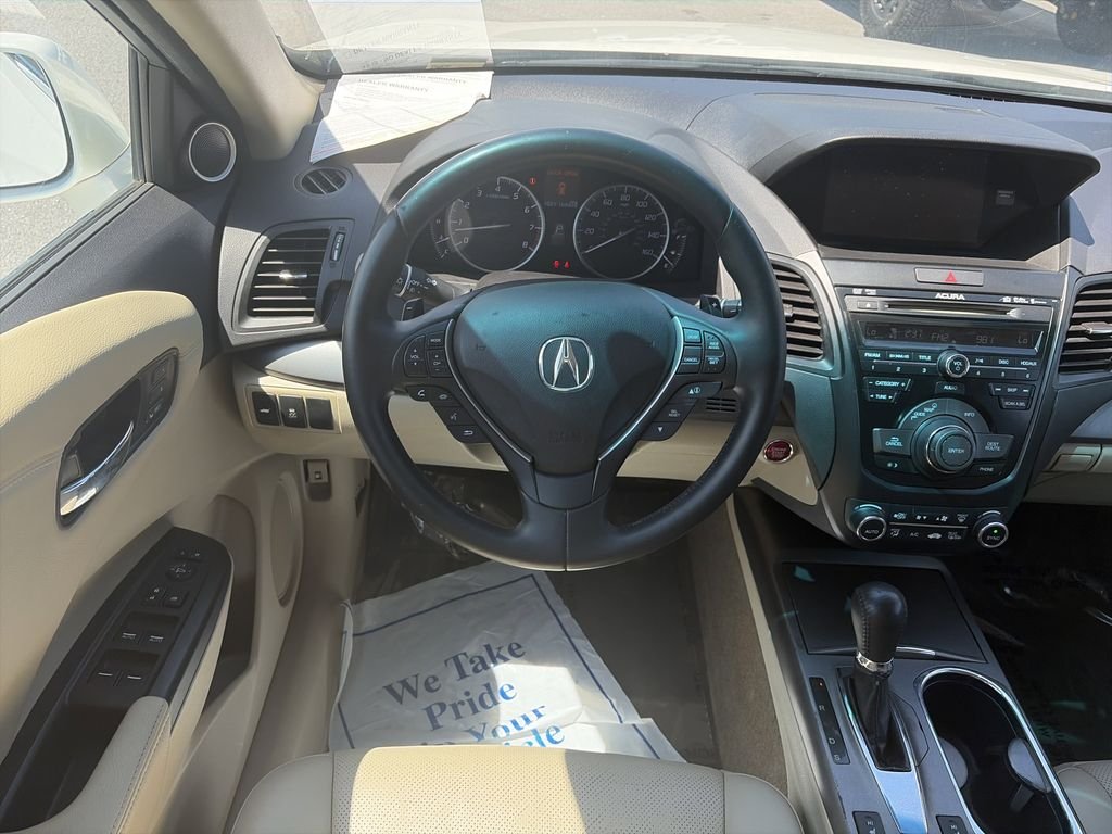 Used 2014  Acura Technology Package image 14