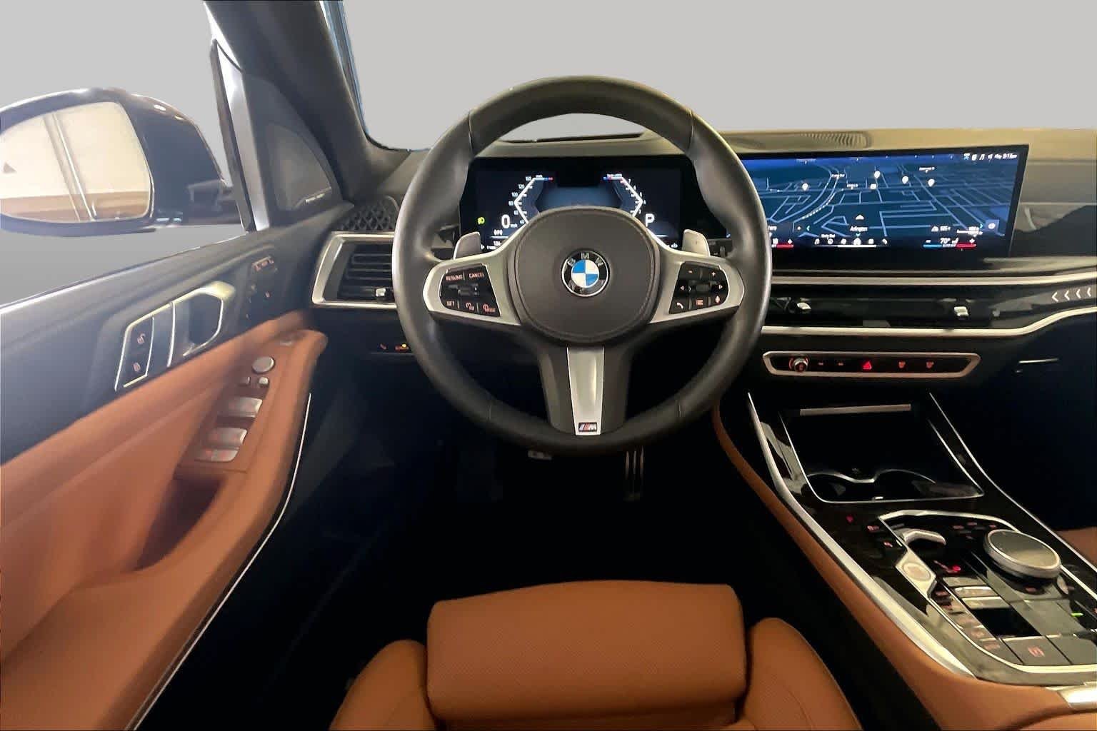 2025 BMW X7 5
