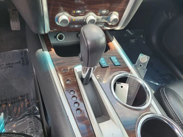Used 2016 Silver Nissan SL image 33