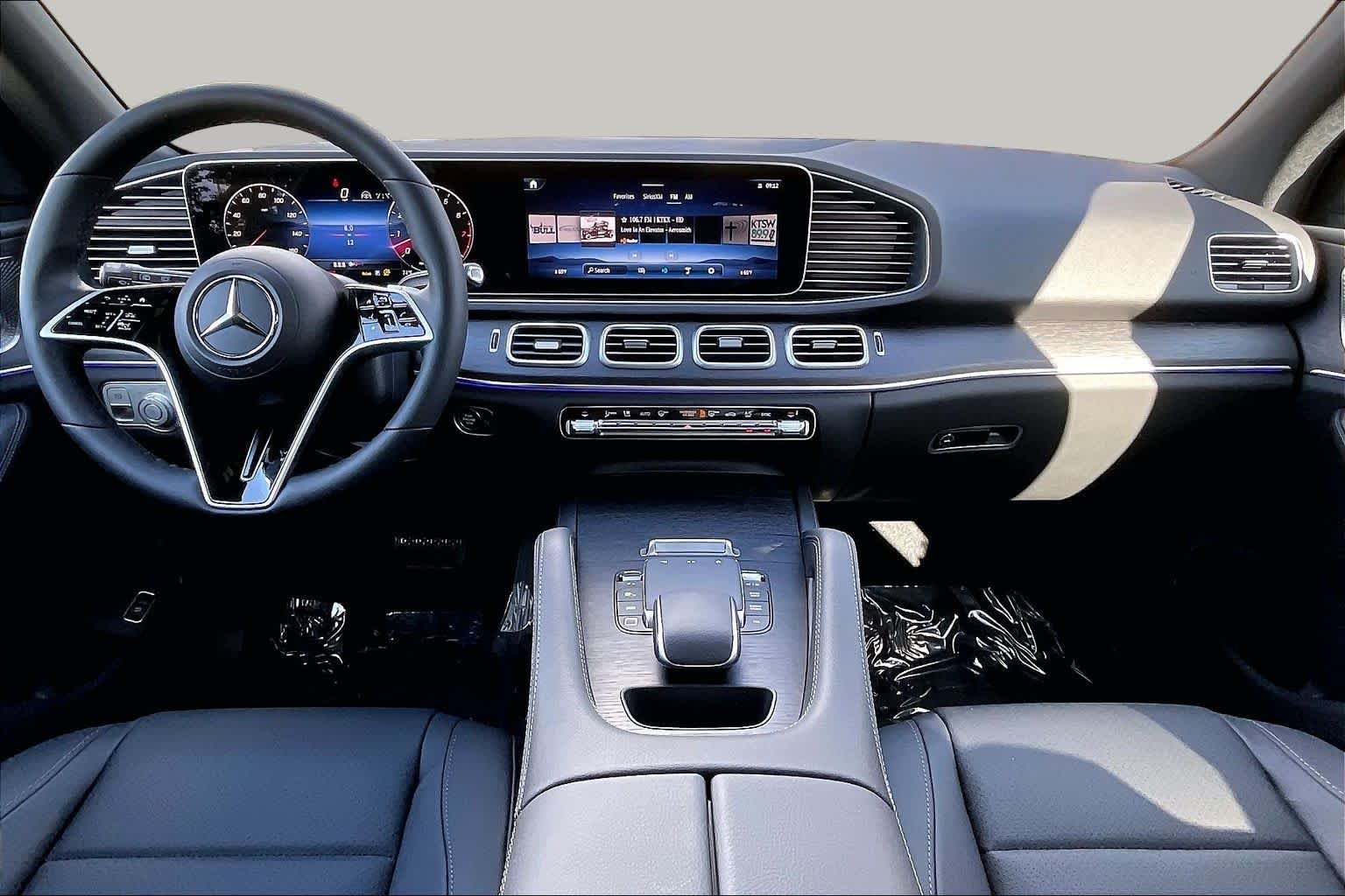 New 2026 Obsidian Black Metallic Mercedes-Benz GLE 450 image 7