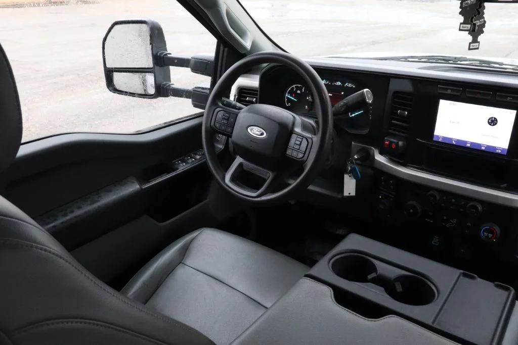 Used 2024 White Ford XL image 11