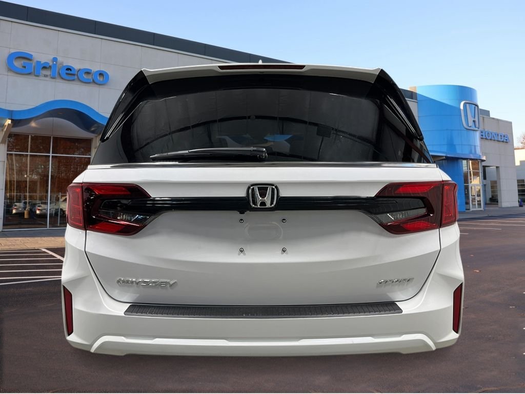 New 2026 Platinum White Pearl Honda Sport-L image 4