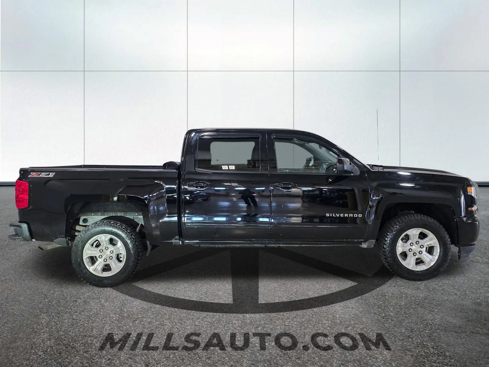 2017 Chevrolet Silverado 1500 LT - Photo 9