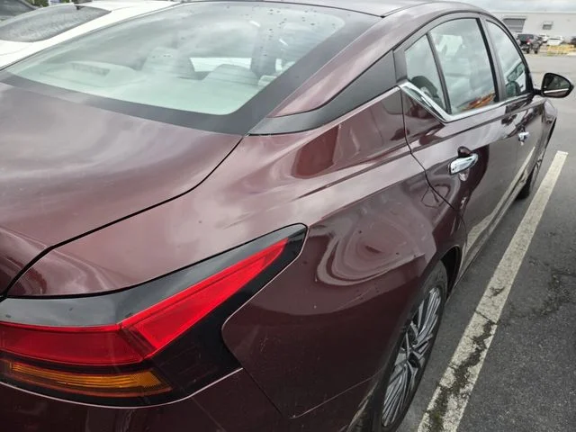 Used 2024 Red Nissan 2.5 SV image 7