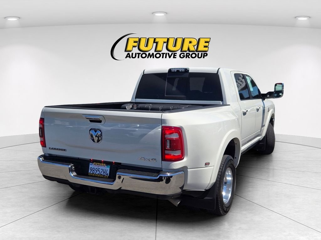 Used 2021 White Ram Laramie image 4