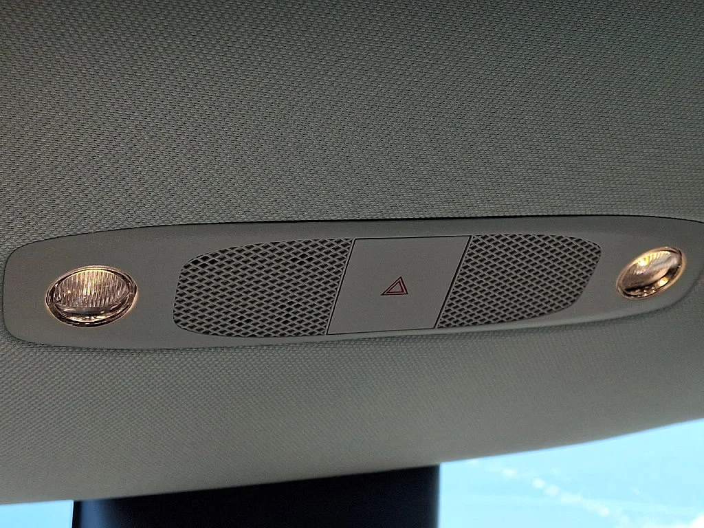Used 2022  Tesla Performance image 22