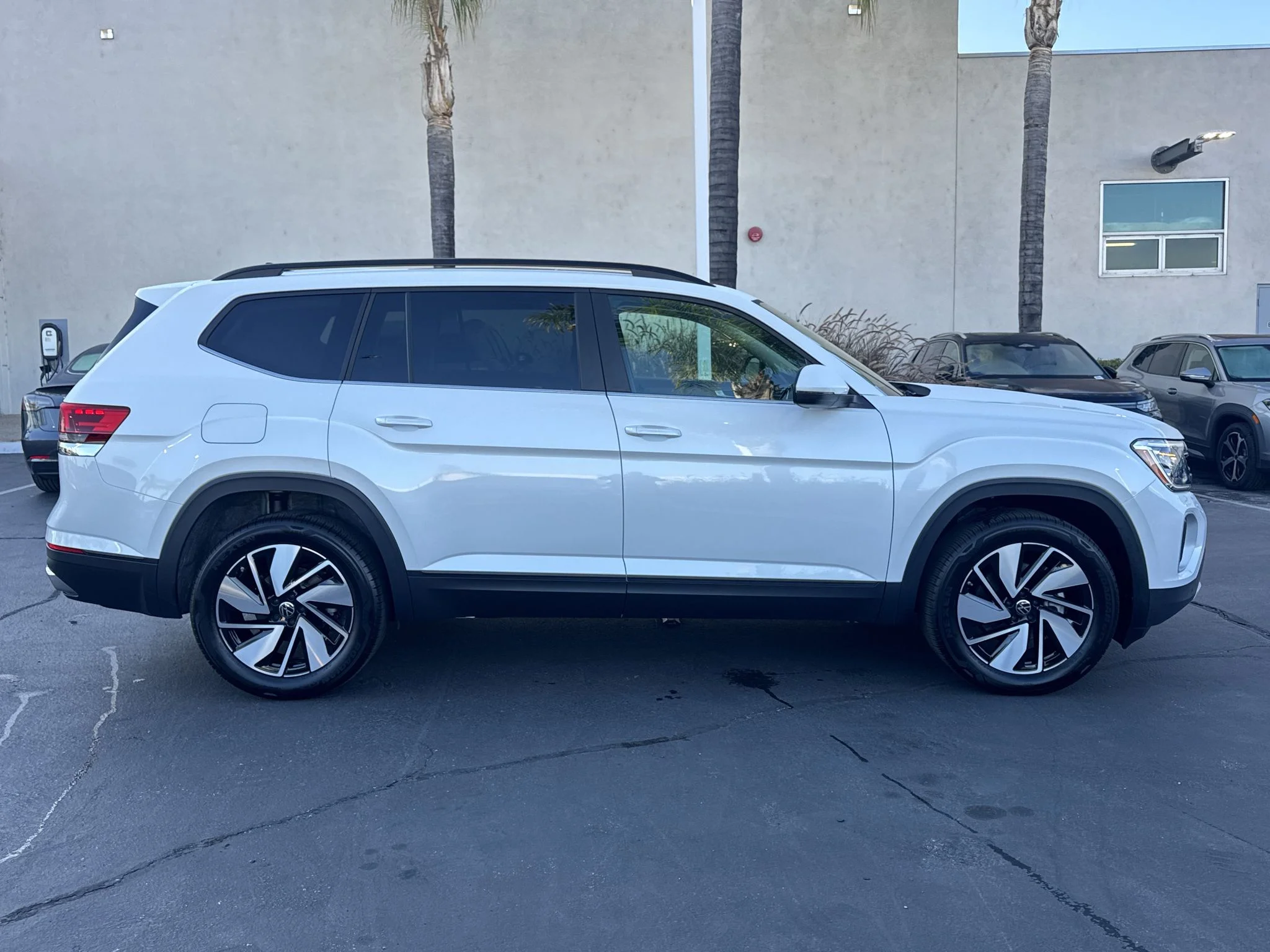 Used 2026 Opal White Pearl Volkswagen 2.0T SE w/Technology image 9