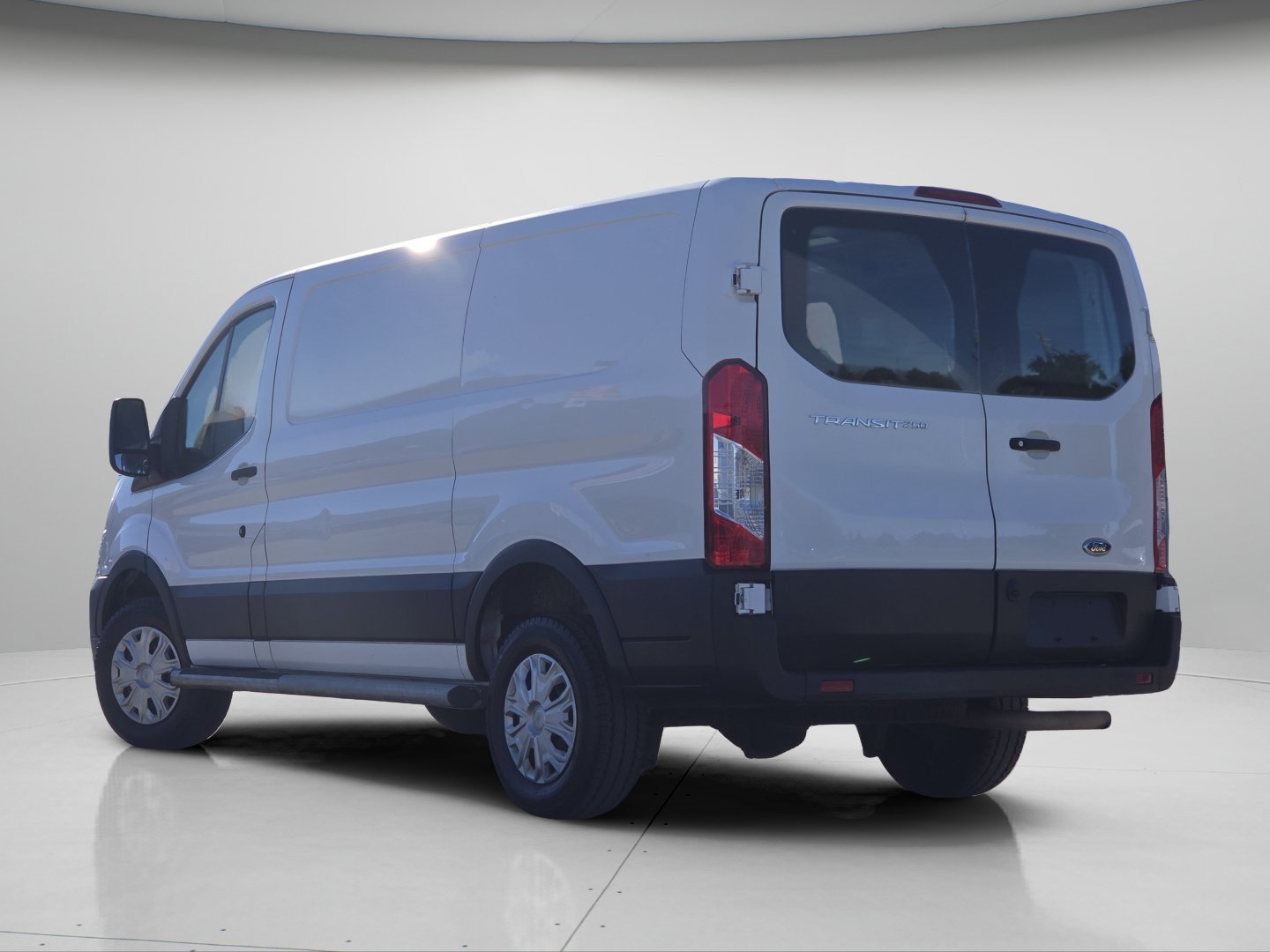 Used 2023 Oxford White Ford Base image 18