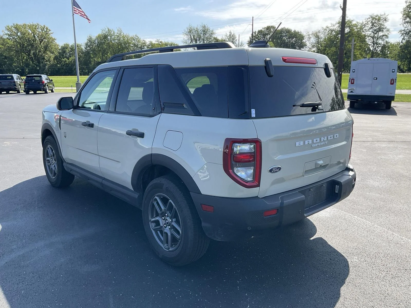Used 2025 Tan Ford Big Bend image 8