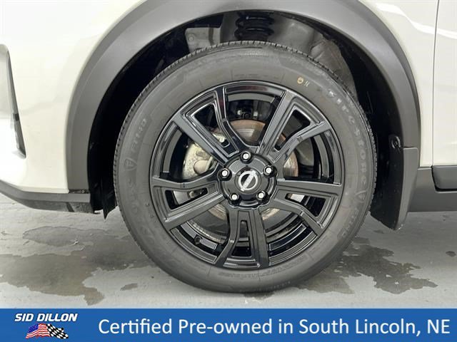Certified Used 2024 Aspen White Tricoat Nissan SR image 18