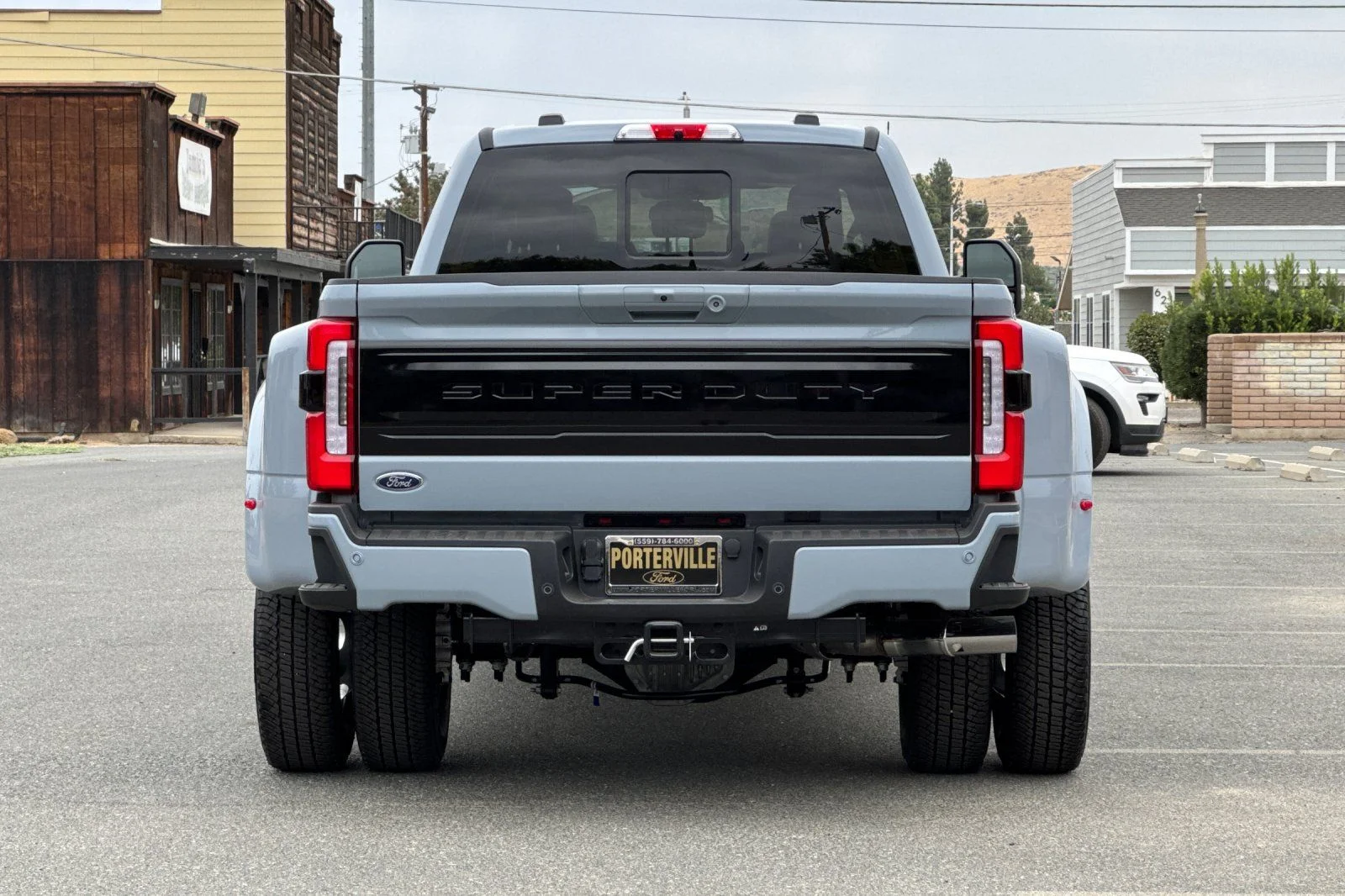 New 2026 Glacier Gray Metallic Tri-Coat Ford F-350® Platinum® image 5