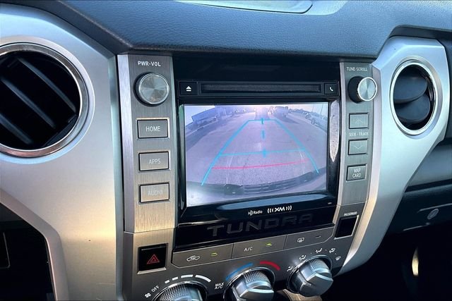 Used 2014 Silver Toyota SR5 image 18