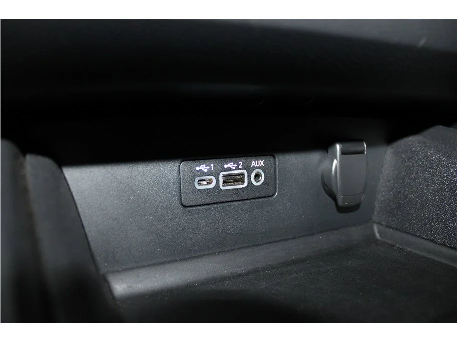 Used 2025 Garnet Pearl Metallic Nissan SV image 31