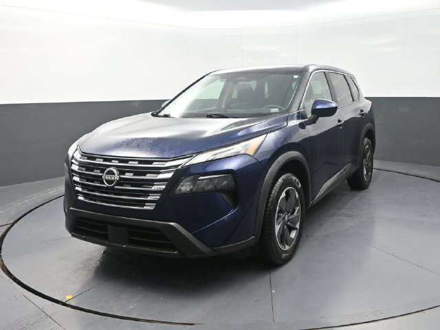 Used 2024 Blue Nissan SV image 5