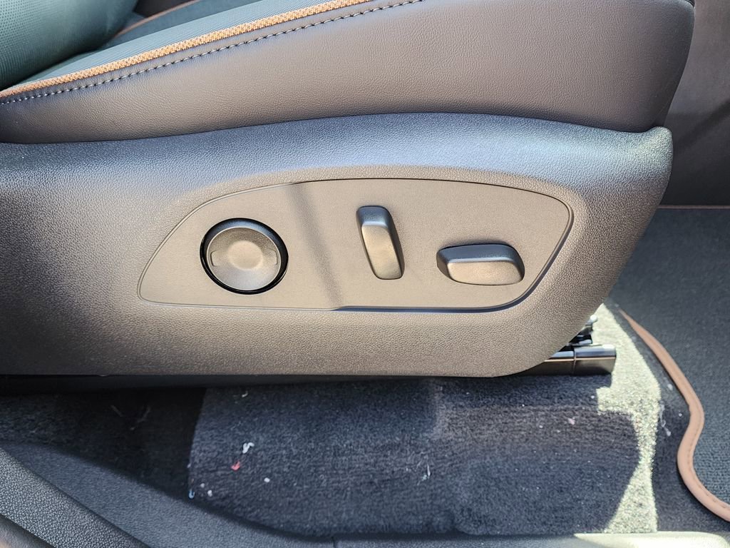 2026 GMC Acadia AT4 - Photo 43