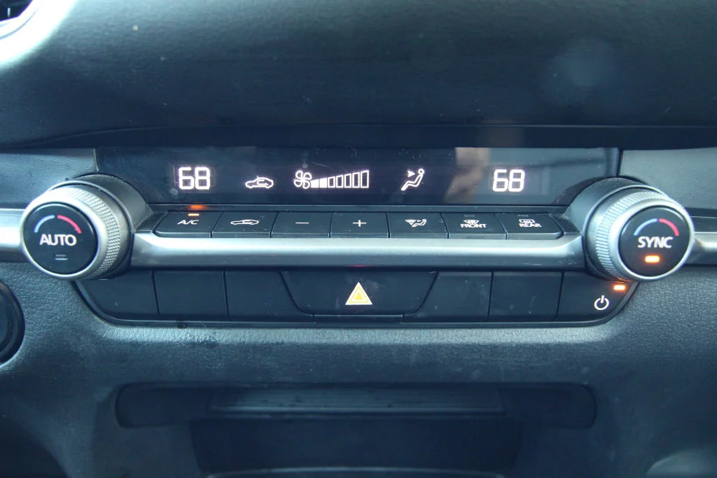 Used 2024 Silver Mazda 2.5 S Select Sport image 25