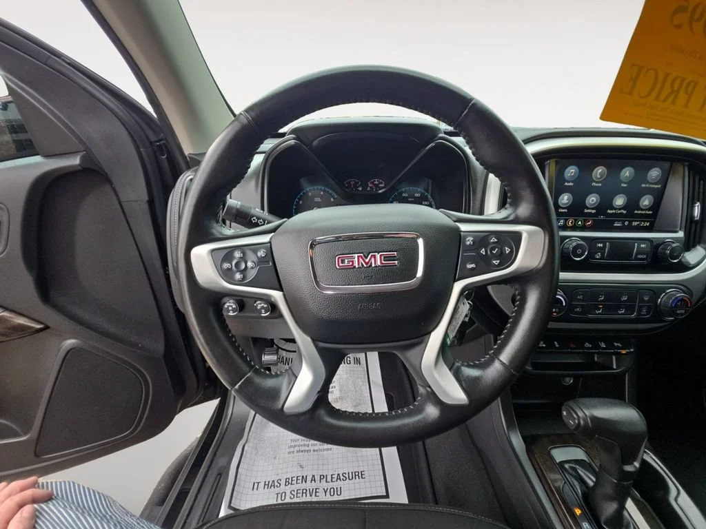 Used 2021 ONYX BLACK GMC 4WD Elevation image 19