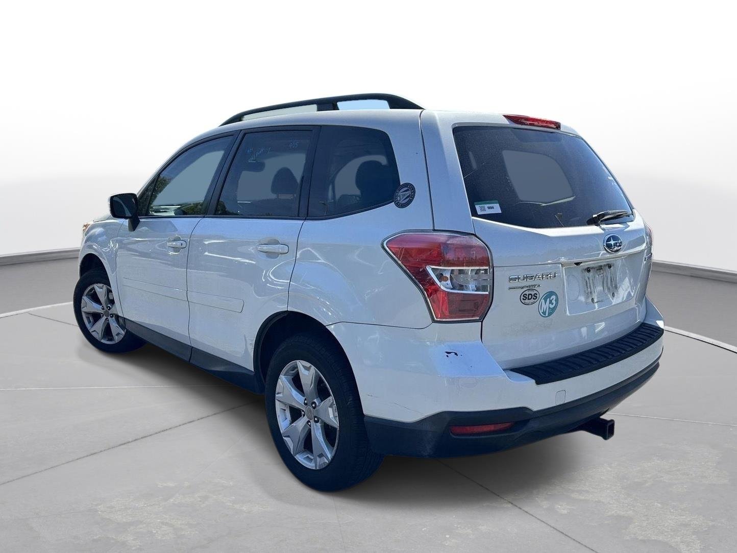Used 2015 Satin White Pearl Subaru 2.5i Premium image 8