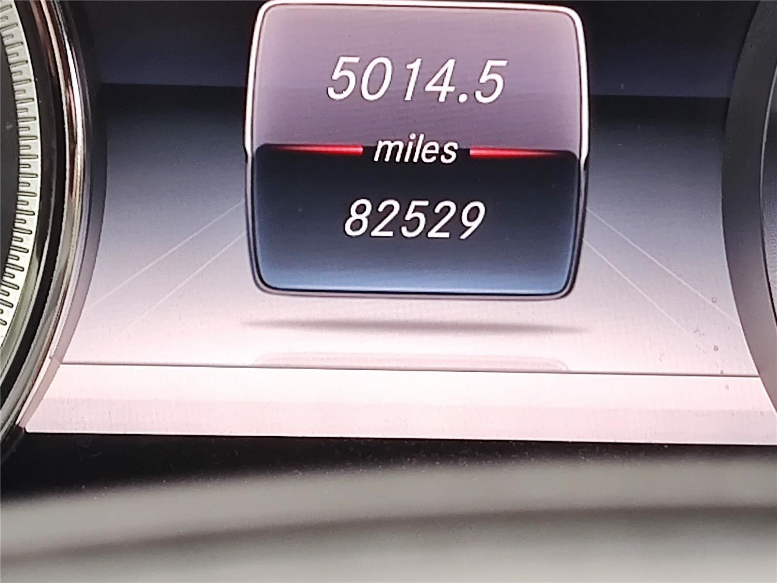 Used 2017 Dakota Brown Metallic Mercedes-Benz E 400 Sport image 30