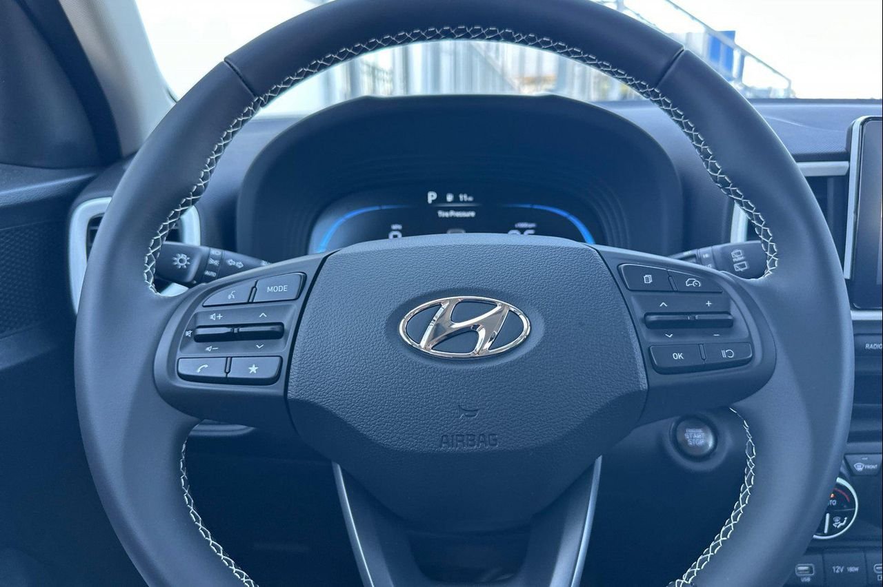 New 2026 Lunar White w/Black Roof Hyundai SEL w/Two-Tone Roof image 23