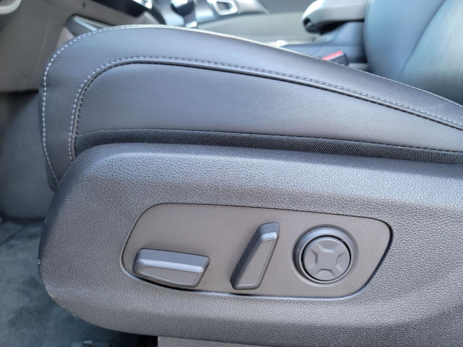 2026 Kia Carnival LXS - Photo 13