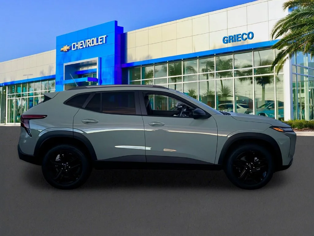 New 2026 Cacti Green Chevrolet ACTIV image 7