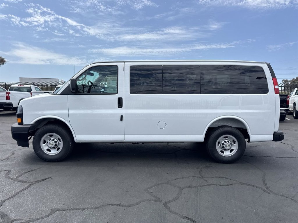 2026 Chevrolet Express Passenger LS - Photo 8