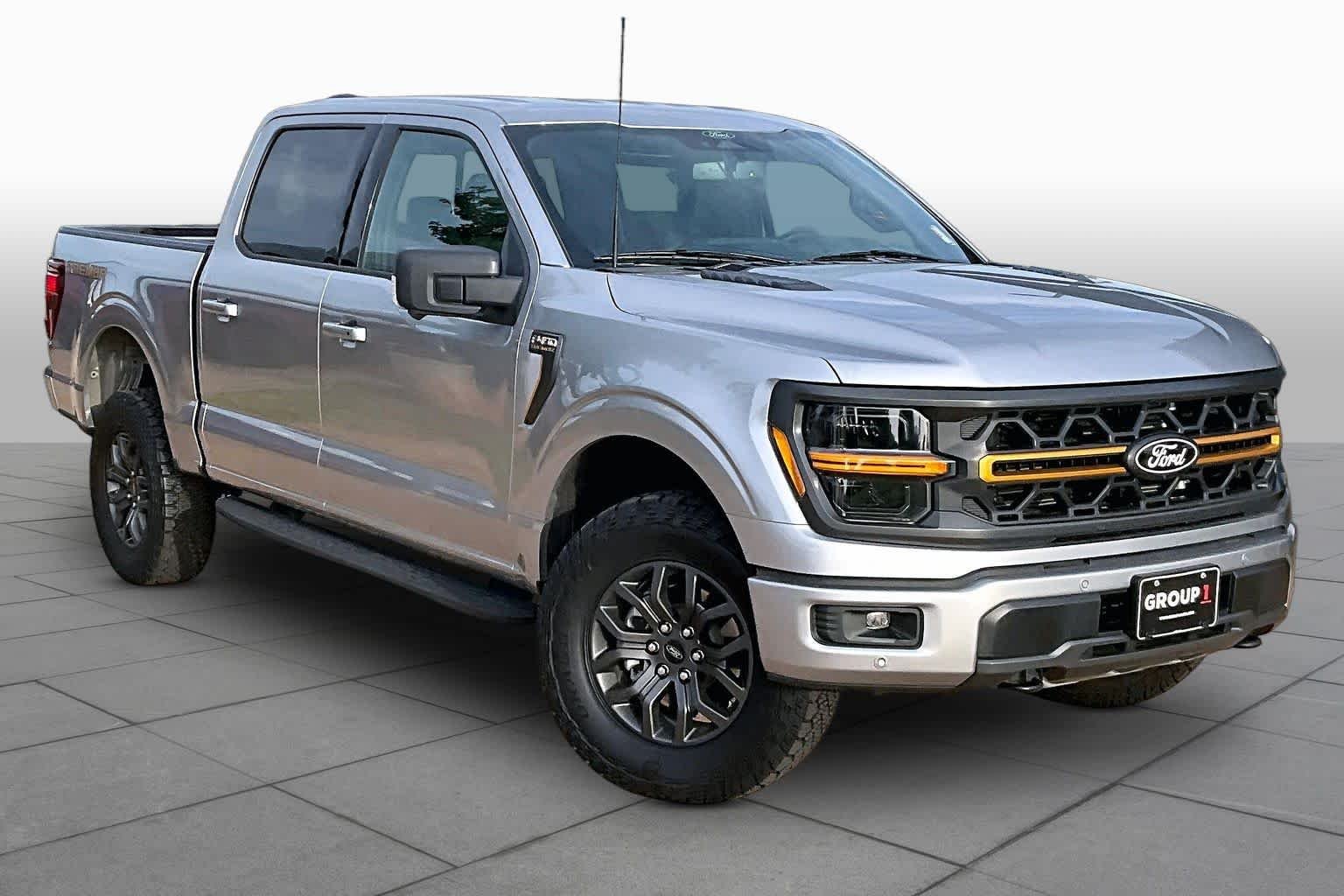 Used 2025 Iconic Silver Metallic Ford Tremor image 5