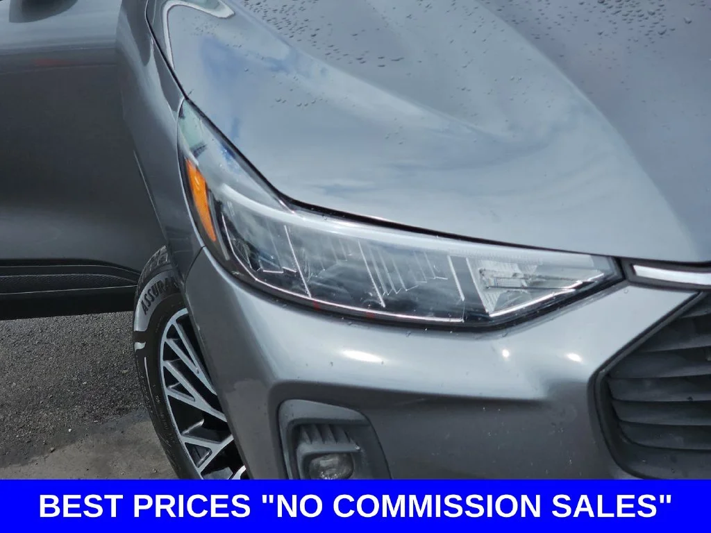 Used 2025 Carbonized Gray Metallic Ford Base image 35