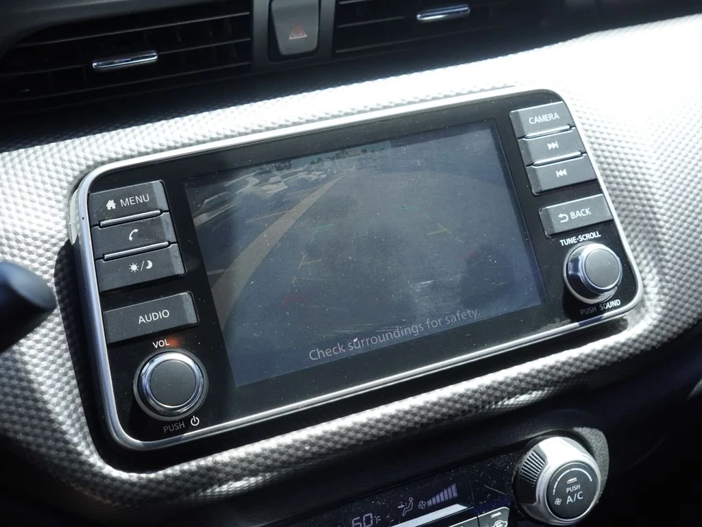Used 2020 Gray Nissan SV image 13