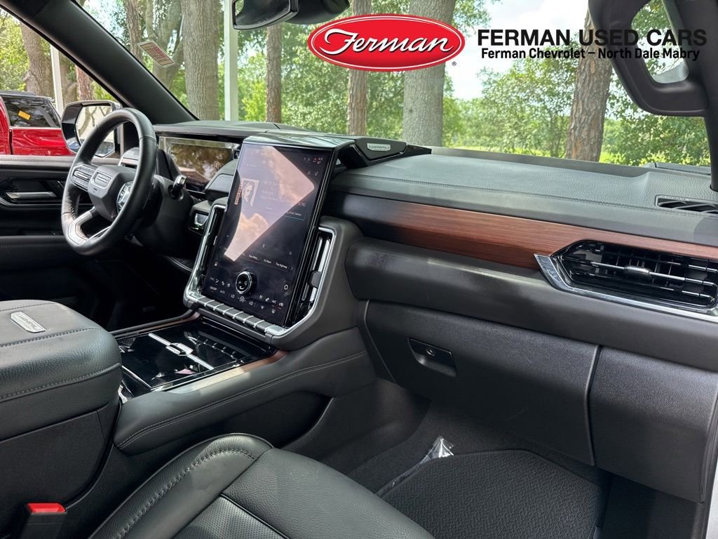 Used 2025 Sterling Metallic GMC Denali image 6