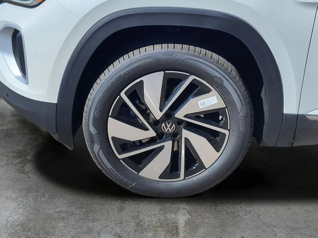New 2026 Opal White Pearl Volkswagen 2.0T SEL image 20