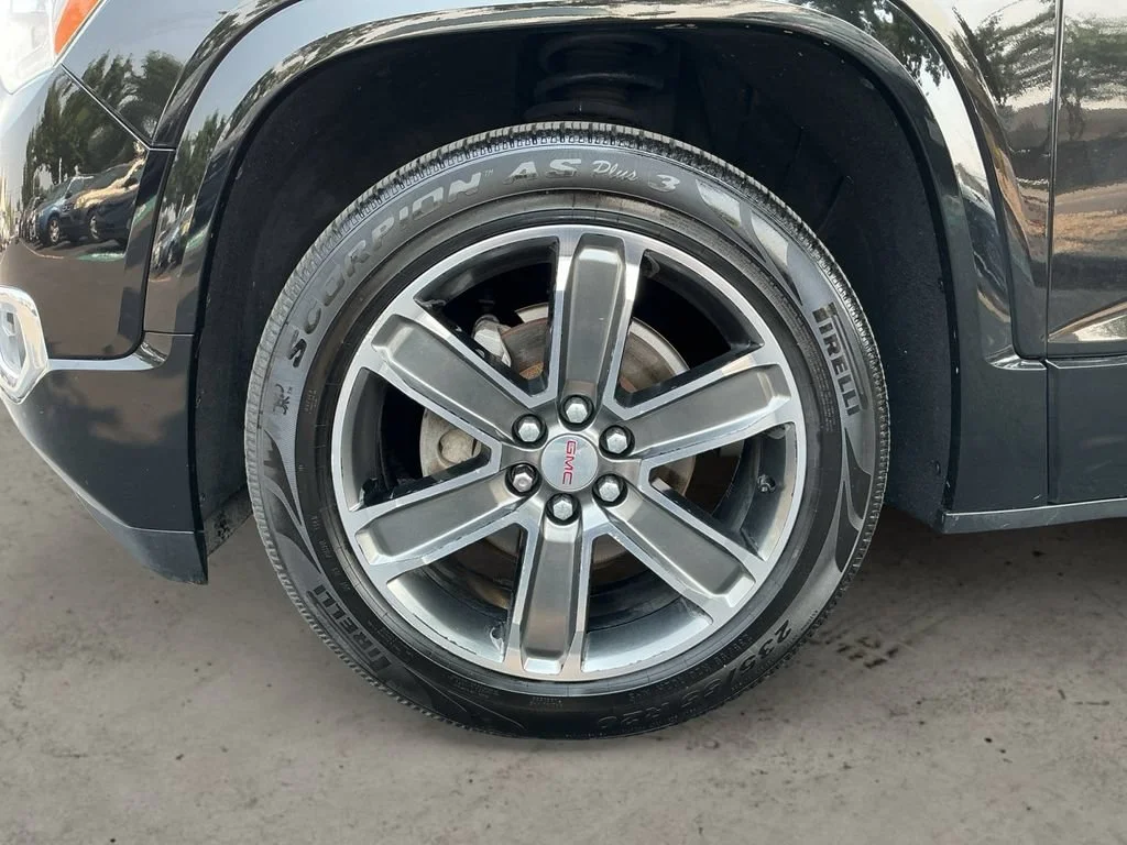Used 2017 EBONY TWILIGHT METALLIC GMC Denali image 9