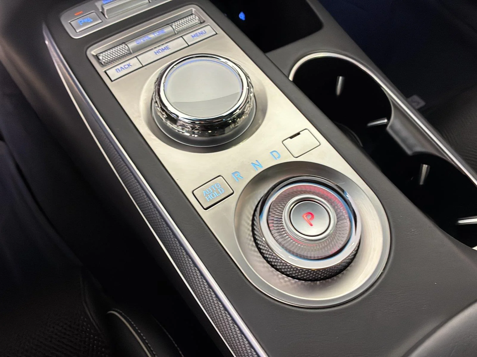 Used 2023 Himalayan Gray Genesis 2.5T image 40