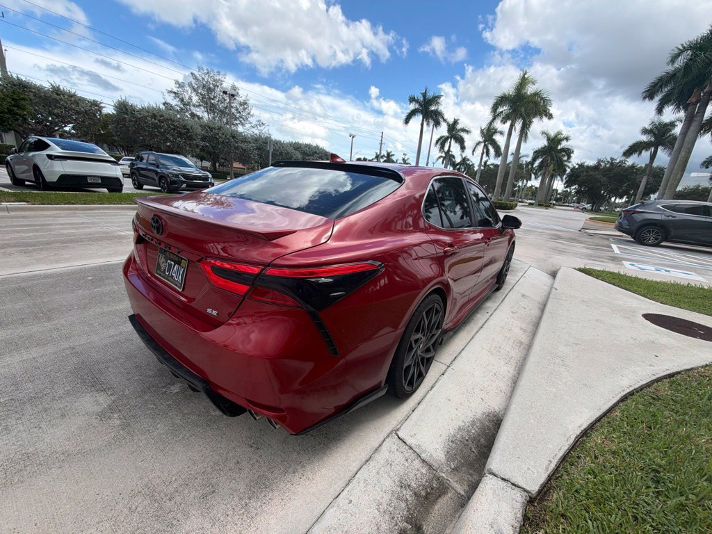 Used 2020 Red Toyota  image 7