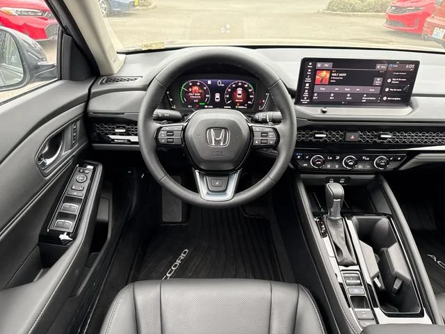 New 2026 Meteorite Gray Metallic Honda Touring image 30