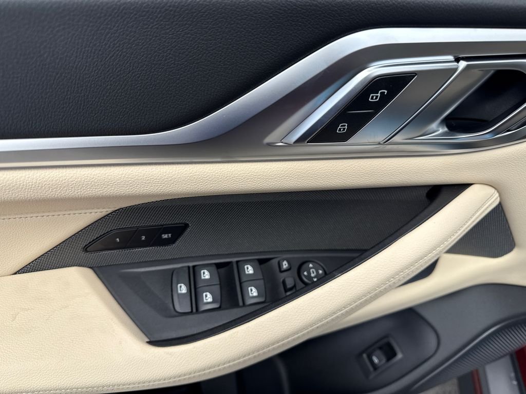 New 2026 Vegas Red Metallic BMW xDrive40 image 25