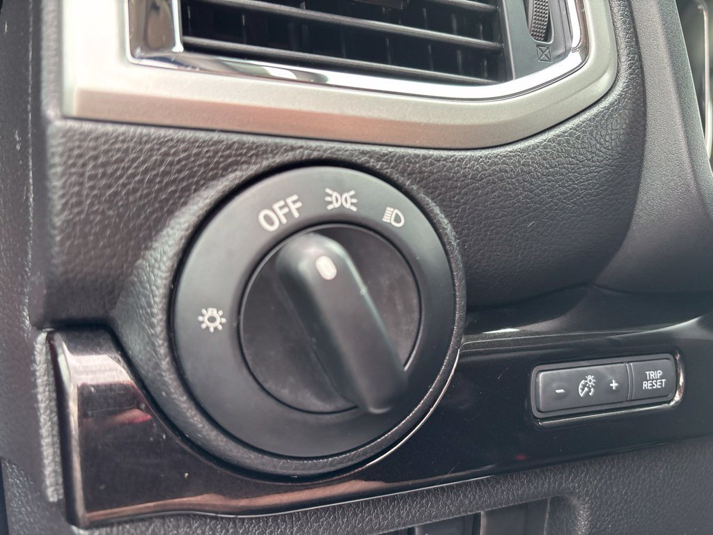 Used 2017 Red Nissan SV image 23