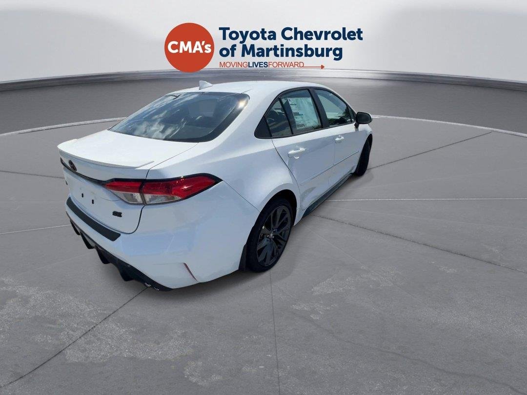 New 2026 Ice Cap Toyota SE image 8