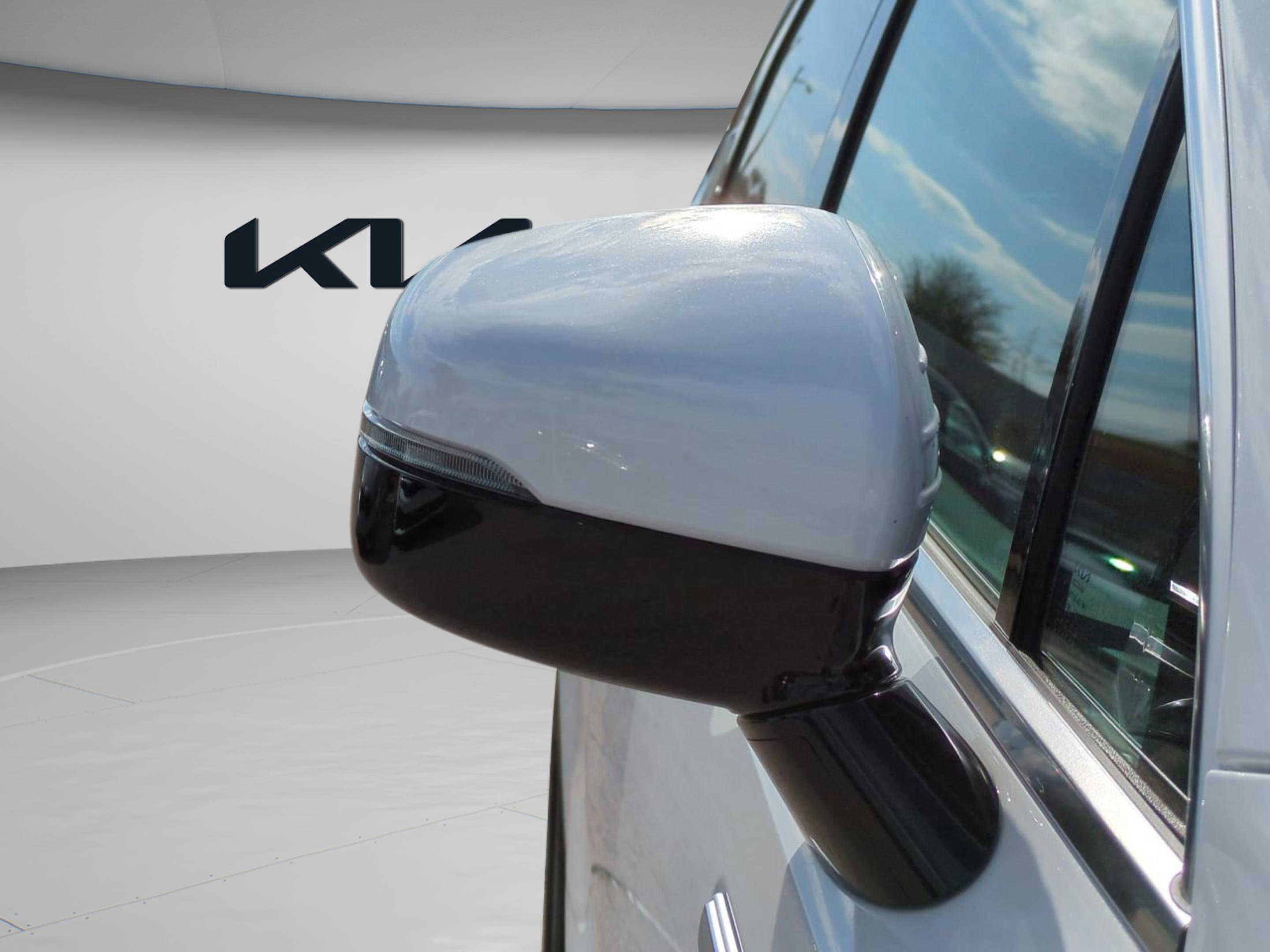 New 2026 Glacial White Pearl Kia LX image 14