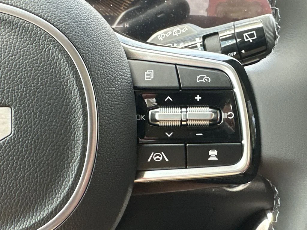 New 2026 Black Kia EX image 28