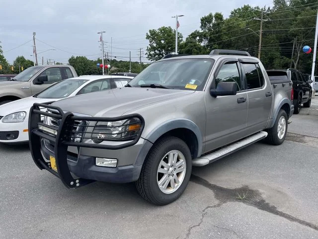 Used 2008 Vapor Silver Clearcoat Metallic Ford XLT image 3