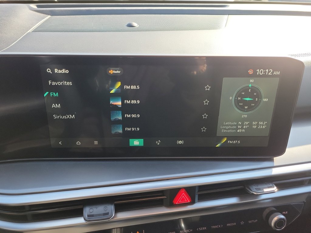 New 2026 Wolf Gray Kia S image 32