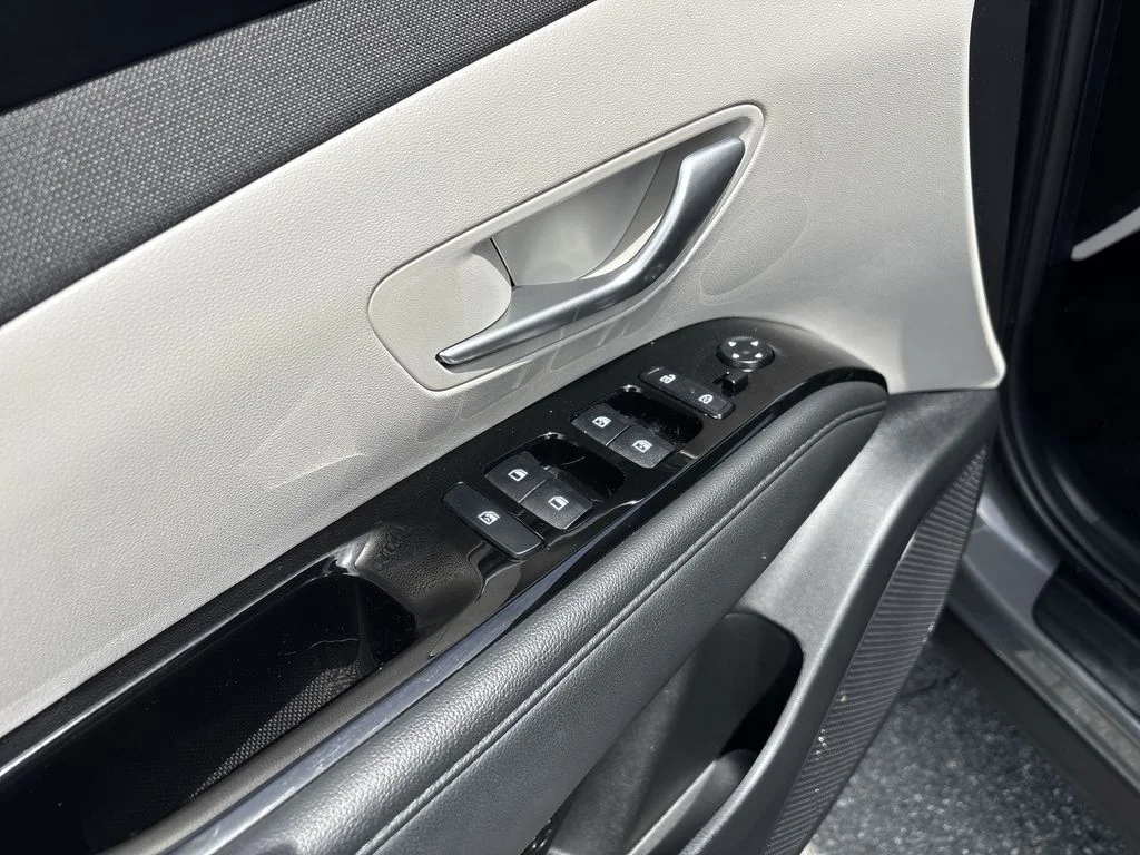 Used 2024 Gray Hyundai Limited image 15