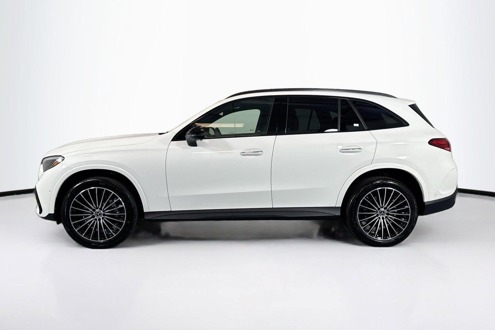 New 2026 Polar White Mercedes-Benz GLC 300 image 8