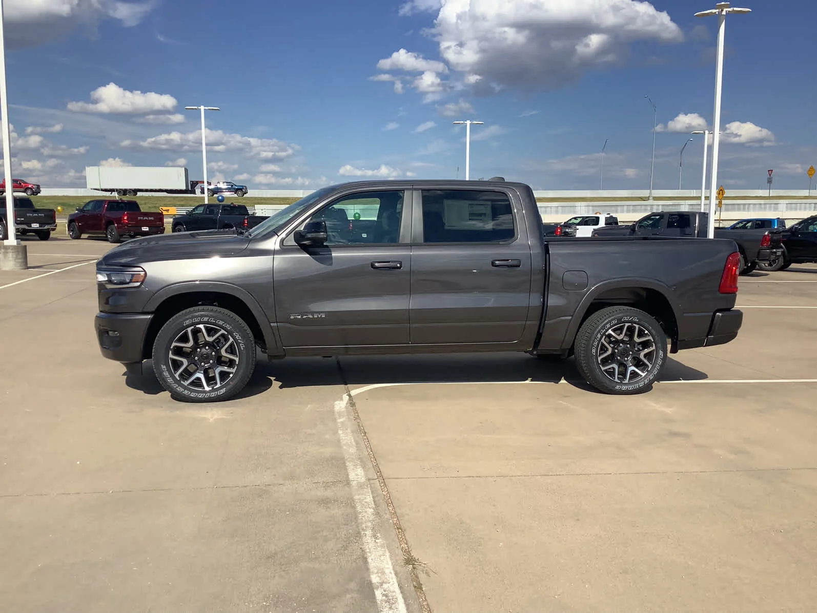 2026 RAM 1500 Laramie - Photo 9