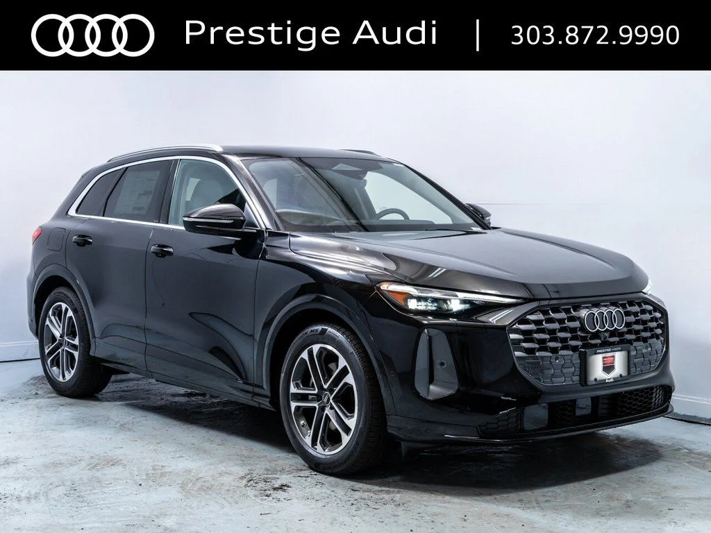 Used 2025 Mythos Black Metallic Audi 2.0T Prestige image 10